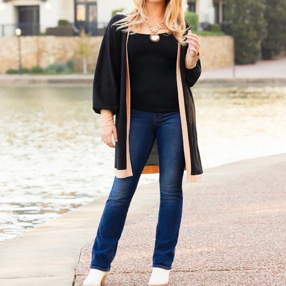 Sunshine & Rodeos Sweaters - Shimmery Black and Gold Cardigan With Pockets NWT
